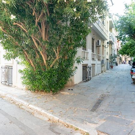 Pan'S Cave Studio In Plaka Athens Exterior photo