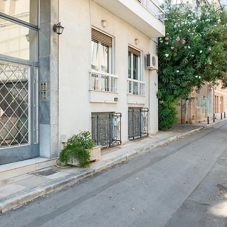 Pan'S Cave Studio In Plaka Athens Exterior photo